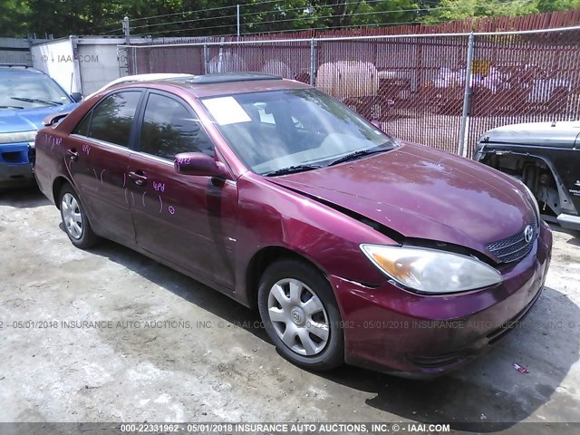 4T1BE32K34U356057 - 2004 TOYOTA CAMRY LE/XLE/SE მუქწითელი ფოტო 1