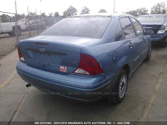 1FAFP33P9YW127473 - 2000 FORD FOCUS LX BLUE photo 4