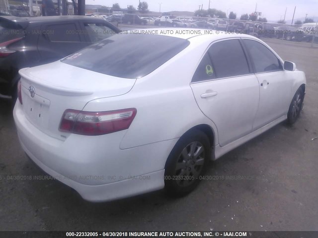 4T1BE46K38U782028 - 2008 TOYOTA CAMRY CE/LE/XLE/SE WHITE photo 4