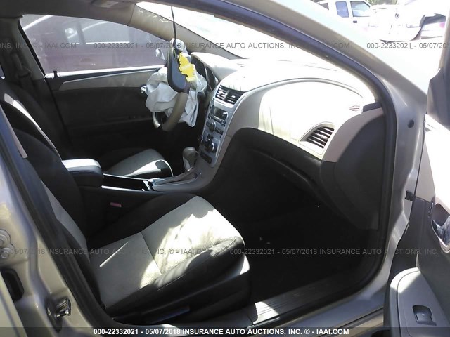 1G1ZB5E16BF265921 - 2011 CHEVROLET MALIBU LS 米色 照片 5
