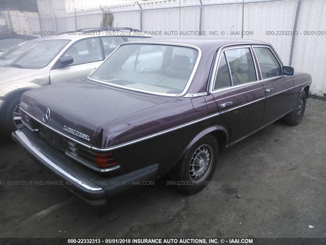 WDBAB33C5FA251491 - 1985 MERCEDES-BENZ 300 DT BURGUNDY photo 4