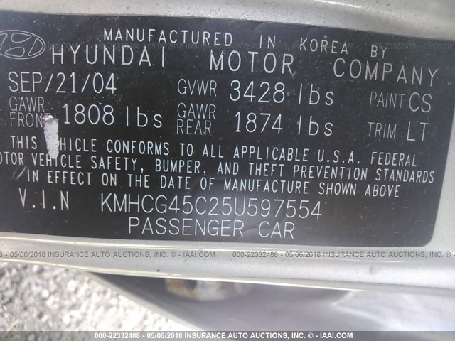 KMHCG45C25U597554 - 2005 HYUNDAI ACCENT GL SILVER photo 9