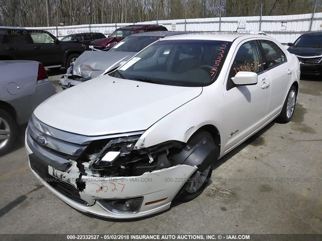 3FADP0L35AR373920 - 2010 FORD FUSION HYBRID WHITE photo 2