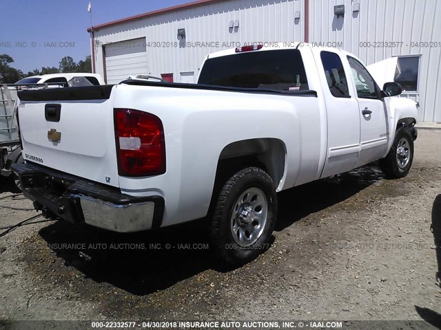 1GCRCSEA8DZ367001 - 2013 CHEVROLET SILVERADO C1500 LT WHITE photo 4