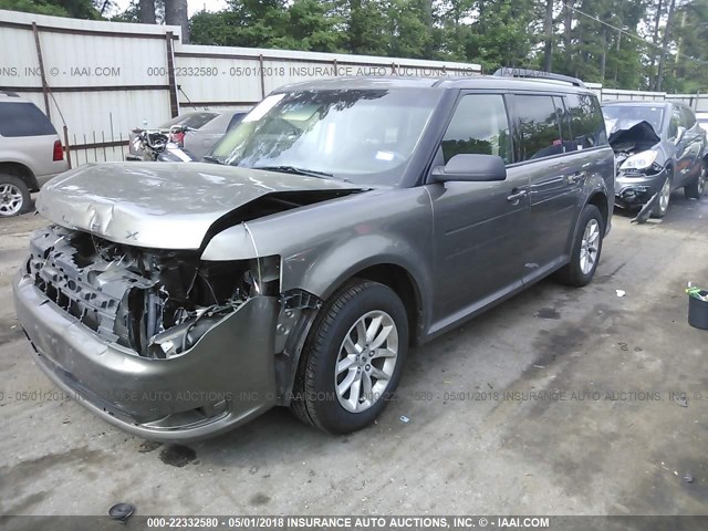 2FMGK5B80DBD23571 - 2013 FORD FLEX SE GRAY photo 2