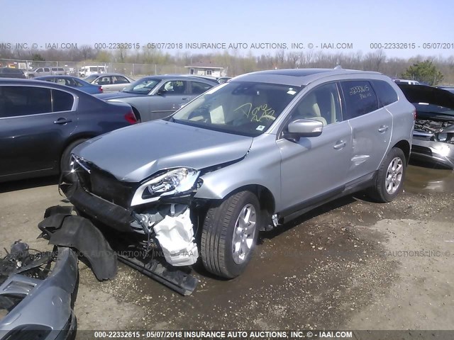 YV4952DL7C2330409 - 2012 VOLVO XC60 3.2 SILVER photo 2