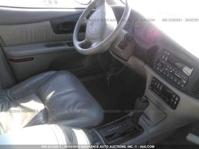 2G4WB55K511115593 - 2001 BUICK REGAL LS 银色 照片 5