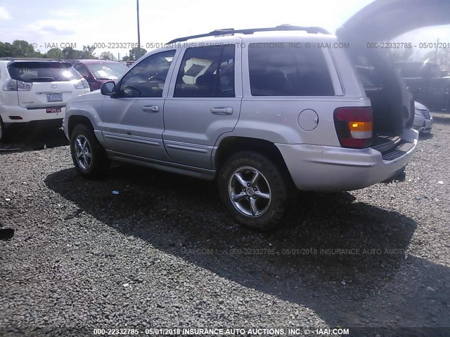 1J8GW68J24C110140 - 2004 JEEP GRAND CHEROKEE OVERLAND SILVER photo 3