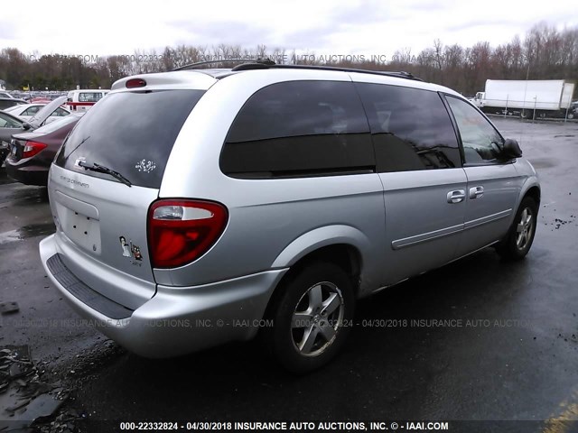 2D4GP44L67R347597 - 2007 DODGE GRAND CARAVAN SXT SILVER photo 4