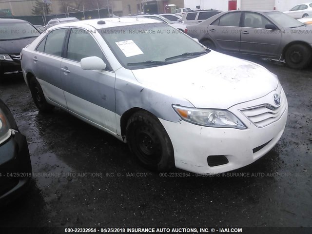 4T1BF3EK6BU756121 - 2011 TOYOTA CAMRY SE/LE/XLE WHITE photo 1