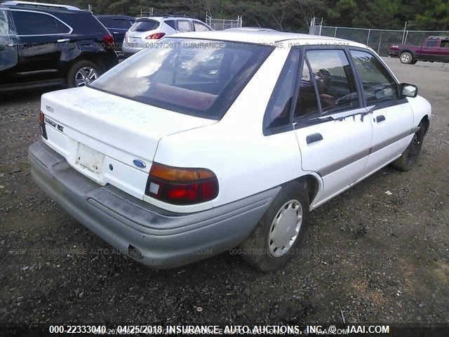 1FAPP14J7NW144240 - 1992 FORD ESCORT LX WHITE photo 4