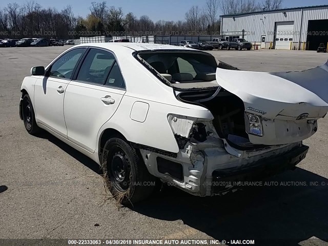 4T1BE46KX9U877025 - 2009 TOYOTA CAMRY SE/LE/XLE WHITE photo 3