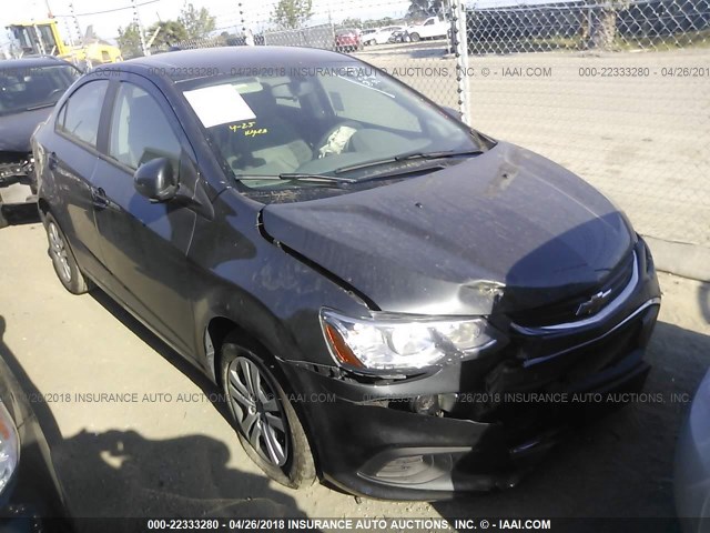 1G1JB5SG1H4117881 - 2017 CHEVROLET SONIC LS 灰色 照片 1