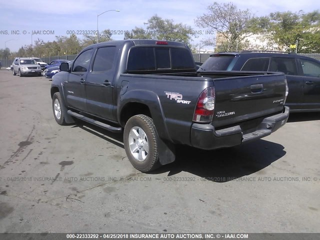 3TMJU4GN8DM142438 - 2013 TOYOTA TACOMA DOUBLE CAB PRERUNNER GRAY photo 3