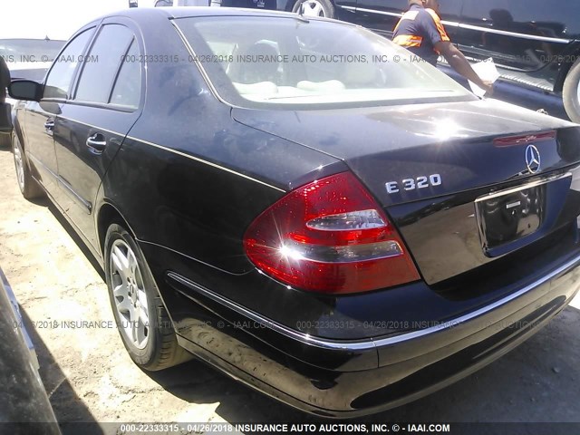 WDBUF26J45A613430 - 2005 MERCEDES-BENZ E 320 CDI BLACK photo 3