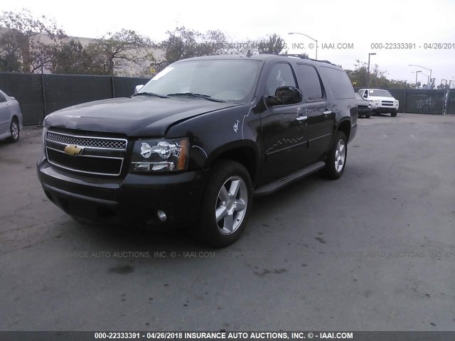 1GNSCJE09ER174450 - 2014 CHEVROLET SUBURBAN C1500 LT BLACK photo 2