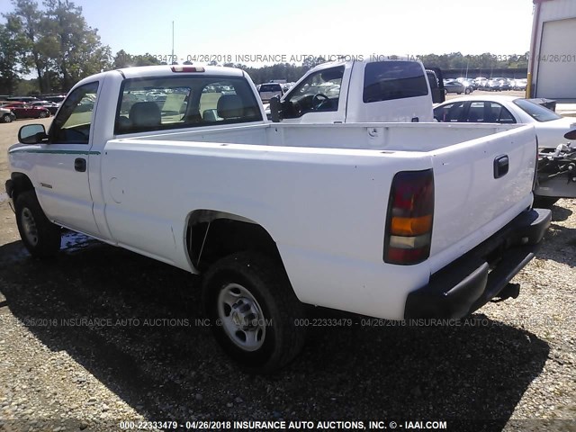 1GBHC24U44E319238 - 2004 CHEVROLET SILVERADO C2500 HEAVY DUTY WHITE photo 3