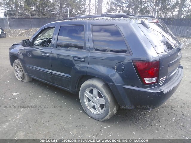 1J8GR48K97C583767 - 2007 JEEP GRAND CHEROKEE LAREDO/COLUMBIA/FREEDOM GRAY photo 3