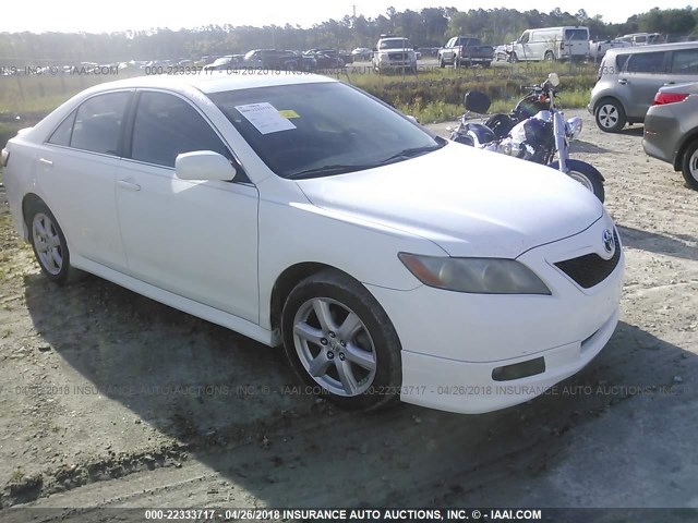 4T1BE46K17U539252 - 2007 TOYOTA CAMRY NEW GENERAT CE/LE/XLE/SE WHITE photo 1