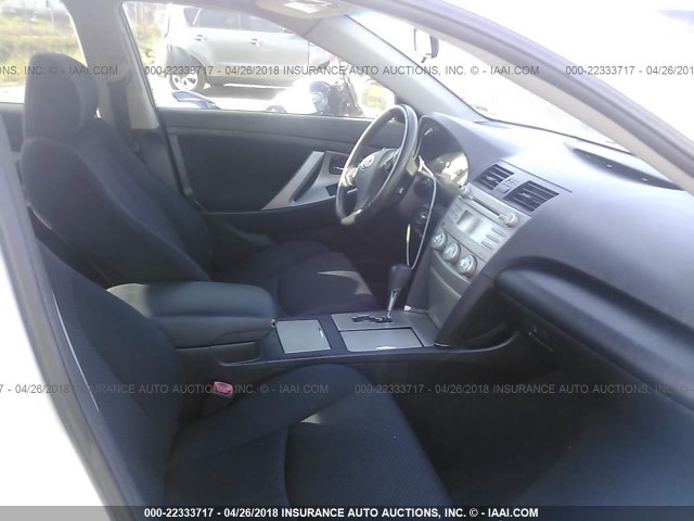 4T1BE46K17U539252 - 2007 TOYOTA CAMRY NEW GENERAT CE/LE/XLE/SE WHITE photo 5