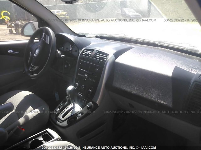 5GZCZ33D37S835803 - 2007 SATURN VUE SILVER photo 5