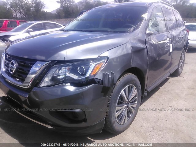 5N1DR2MN3JC624783 - 2018 NISSAN PATHFINDER S/SV/SL/PLATINUM 灰色 照片 6