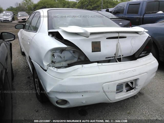 1G2NF52E64C235697 - 2004 PONTIAC GRAND AM SE1 WHITE photo 3