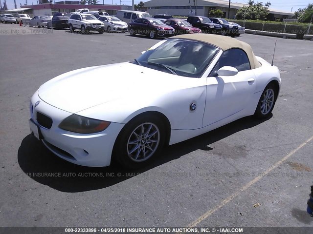 4USBT33514LS49141 - 2004 BMW Z4 2.5 WHITE photo 2