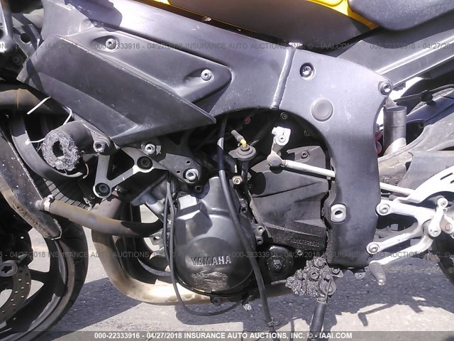 JYARJ06Y94A003377 - 2004 YAMAHA YZFR6 L YELLOW photo 9