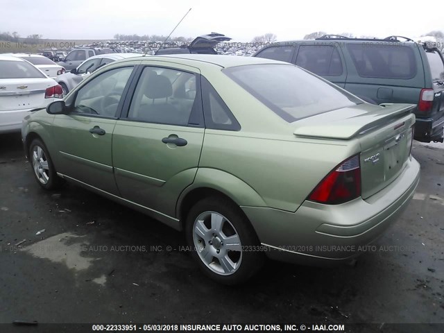 1FAHP34N17W169222 - 2007 FORD FOCUS ZX4/S/SE/SES GREEN photo 3