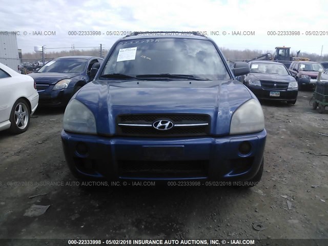 KM8JM12B25U188447 - 2005 HYUNDAI TUCSON GL BLUE photo 6