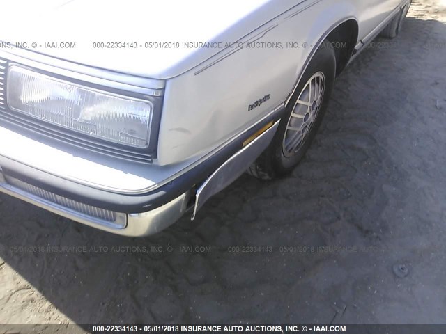 1G4HP54C7KH459820 - 1989 BUICK LESABRE CUSTOM SILVER photo 6