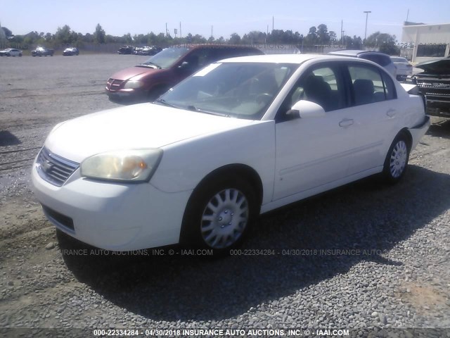 1G1ZT58N88F147972 - 2008 CHEVROLET MALIBU LT/CLASSIC WHITE photo 2