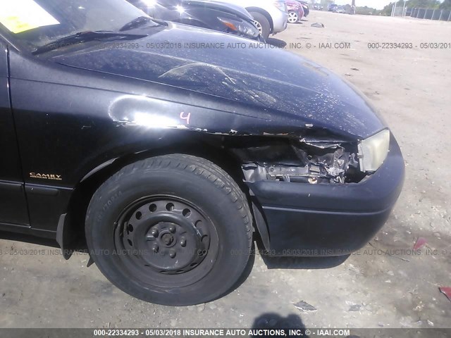 4T1BG22K1XU442413 - 1999 TOYOTA CAMRY CE/LE/XLE 黑色 照片 6