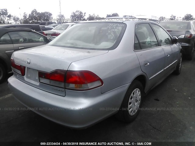 1HGCF86691A085679 - 2001 HONDA ACCORD VALUE SILVER photo 4