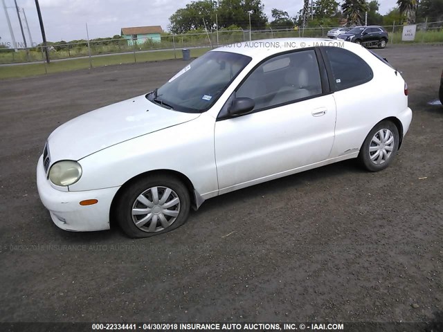 KLATA2268YB554191 - 2000 DAEWOO LANOS S Blanco foto 2