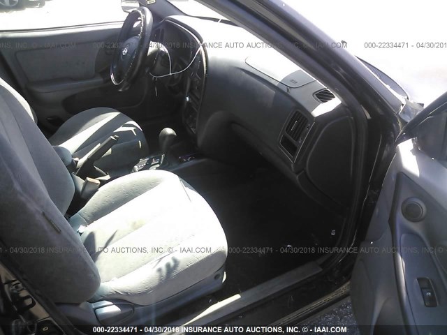 KMHDN46D65U031799 - 2005 HYUNDAI ELANTRA GLS/GT BLACK photo 5