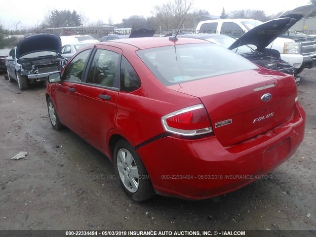 1FAHP34N88W294011 - 2008 FORD FOCUS S/SE RED photo 3