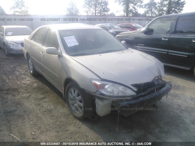 4T1BE32K73U256977 - 2003 TOYOTA CAMRY LE/XLE/SE 金色 照片 1
