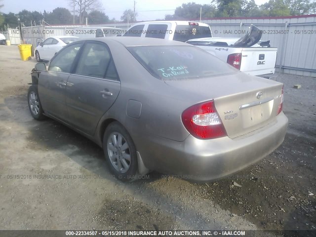 4T1BE32K73U256977 - 2003 TOYOTA CAMRY LE/XLE/SE 金色 照片 3
