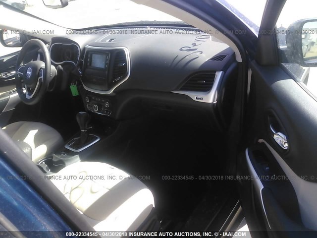 1C4PJMCX5JD575278 - 2018 JEEP CHEROKEE LATITUDE Көк фото 5