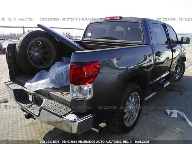 5TFEM5F14BX035030 - 2011 TOYOTA TUNDRA CREWMAX SR5 GRAY photo 4