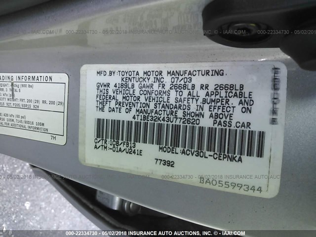 4T1BE32K43U772620 - 2003 TOYOTA CAMRY LE/XLE/SE ვერცხლისფერი ფოტო 9