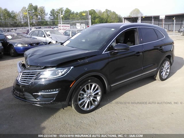 5LMCJ3C97HUL49661 - 2017 LINCOLN MKC RESERVE Siyah fotoğraf 2