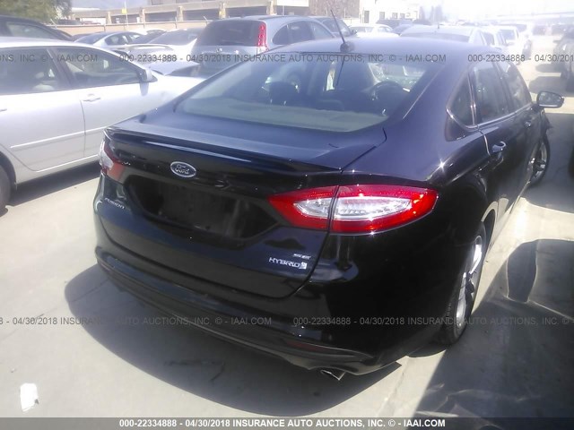 3FA6P0LU7GR268726 - 2016 FORD FUSION SE HYBRID BLACK photo 4