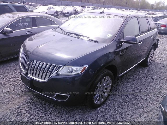 2LMDJ8JK0EBL10104 - 2014 LINCOLN MKX BLUE photo 2