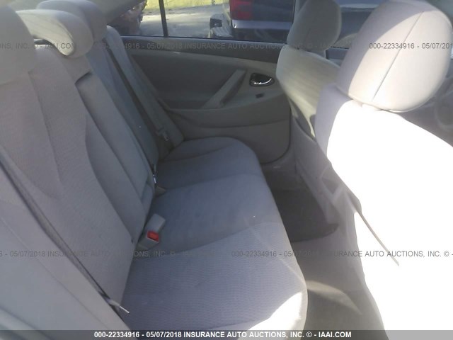 4T1BF3EK9BU708631 - 2011 TOYOTA CAMRY SE/LE/XLE WHITE photo 8