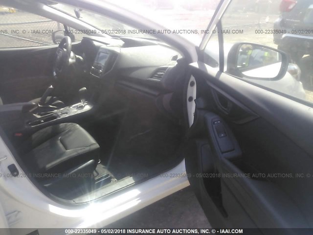 4S3GTAA67H3742243 - 2017 SUBARU IMPREZA WHITE photo 5