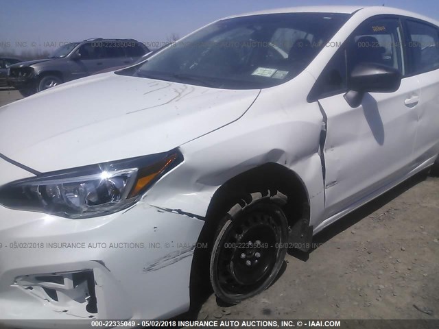 4S3GTAA67H3742243 - 2017 SUBARU IMPREZA WHITE photo 6