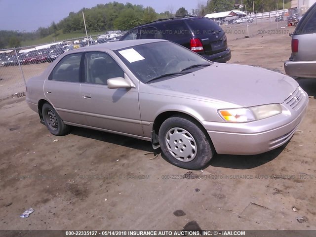 4T1BG22K1XU593249 - 1999 TOYOTA CAMRY CE/LE/XLE 米色 照片 1